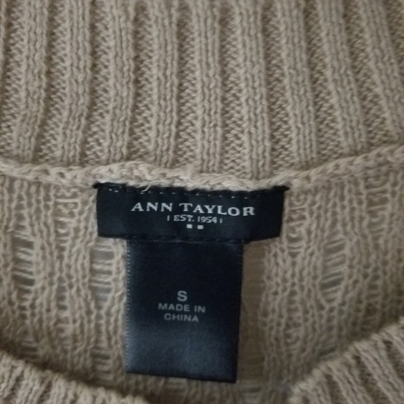 Ann Taylor blouse - Picture 2 of 3